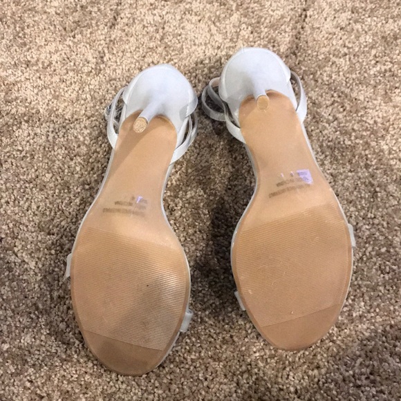 Heels - Picture 6 of 7